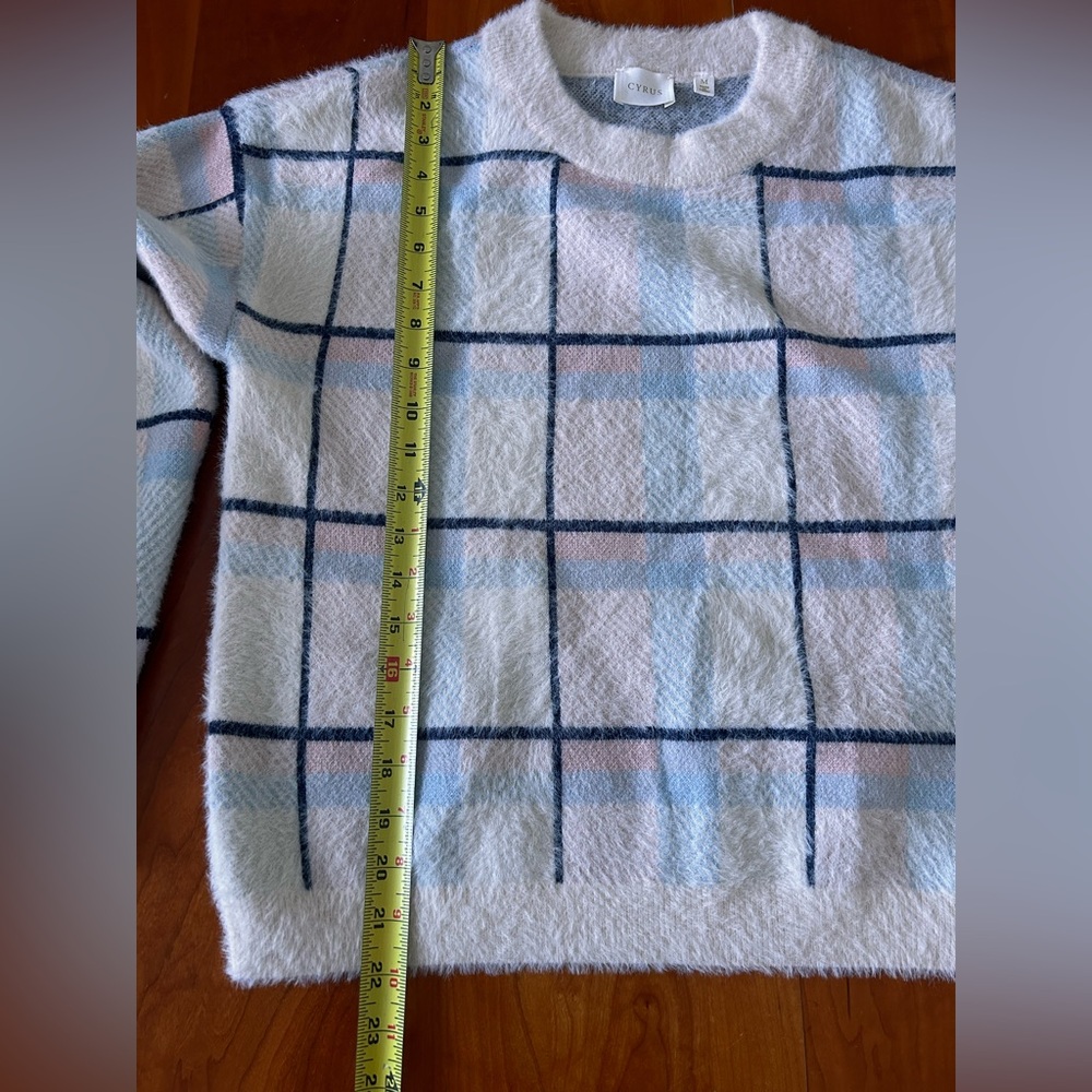 Cyrus plaide cozy fuzzy plaid sweater S/M - Picture 4 of 7